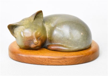 SLEEPING KITTEN