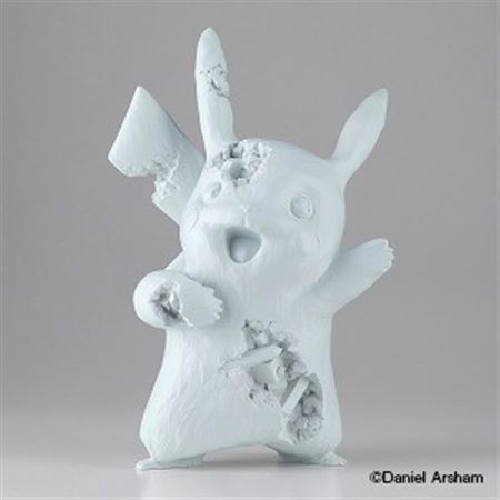 BLUE CRYSTALIZED PIKACHU