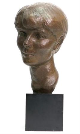 Bust of a woman