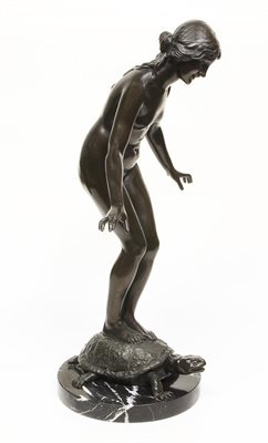 Large female nude on shield