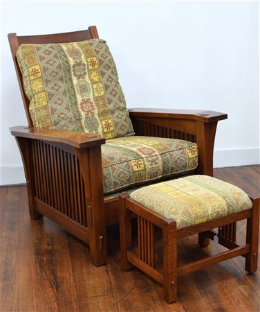 STICKLEY ARTS & CRAFTS MORRIS CHAIR & OTTOMAN