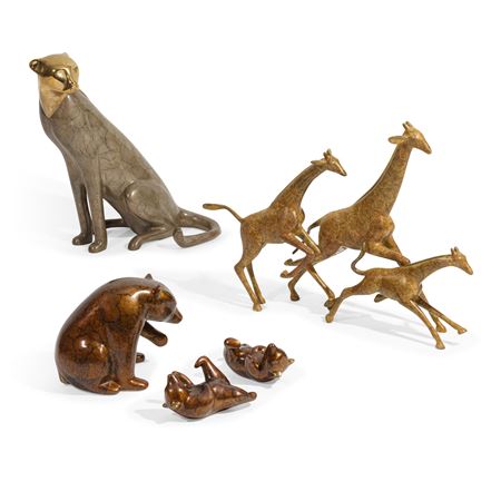 Comprising a cheetah, a giraffe family group, a bear, and two bear cubs (5)
