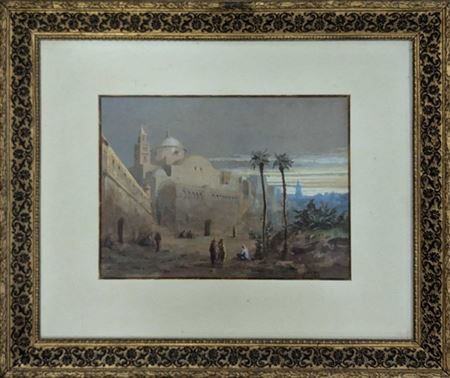 Strollers in front of the Medina