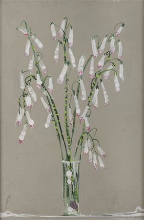 The vase of flowers