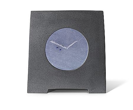 Real Time Sweepers' Mantel clock