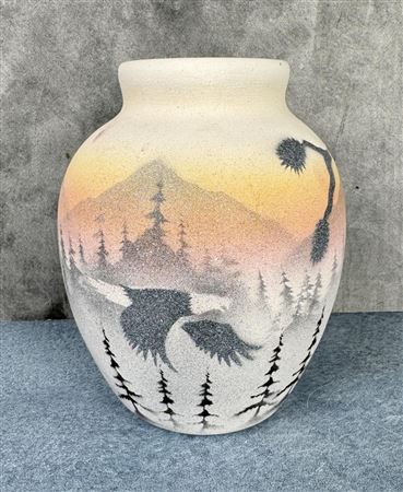 Cedar Mesa Navajo Indian Pot Vase