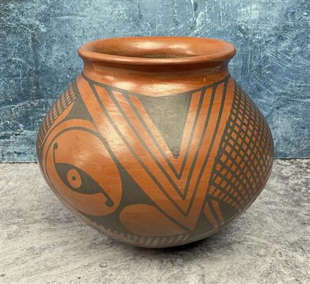 Mata Ortiz Pot Vase