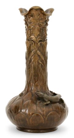 Vase with Lizard