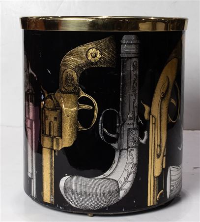 Vintage pistol decorated waste paper can