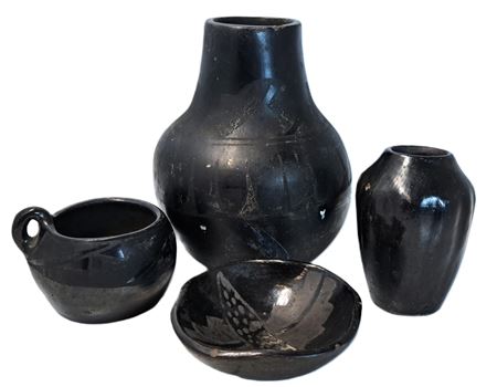 Vintage Blackware San Ildefonso Southwestern Jar Vase Pottery 1 Signed Isabel Pena (4)