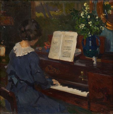 Lady at the piano