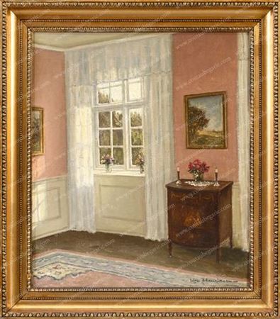 Lumière à la fenêtre dans un intérieur rose.
