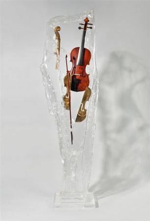 Violin and archer by Franck Tordjmann - Auction record, sale price, and art valuation. Compare with similar artists and explore comparable artworks.