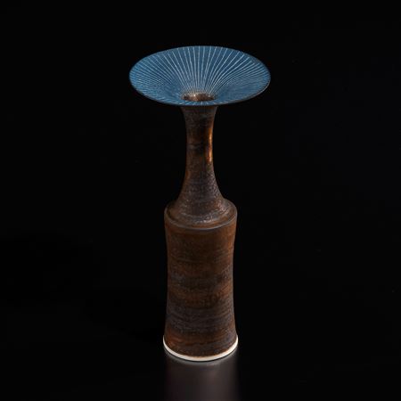 Vase with flaring lip 1978