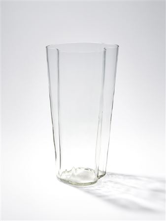 Rare and Early Vase by Alvar Aalto - Auction record, sale price, and art valuation. Compare with similar artists and explore comparable artworks.