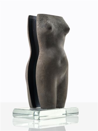 Female Nude Sculpture