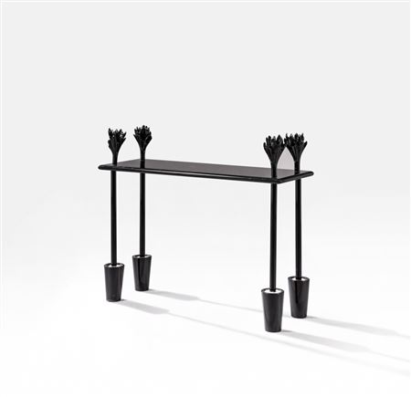 Natural console object by Ugo La Pietra - Auction record, sale price, and art valuation. Compare with similar artists and explore comparable artworks.