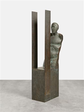 Großer Sockeltorso XXXIII mit Rasterplatten by Waldemar Otto - Auction record, sale price, and art valuation. Compare with similar artists and explore comparable artworks.
