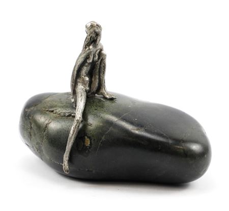 Female Nude Sculpture