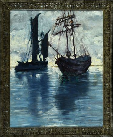 Segelschiffe auf See im Gegenlicht