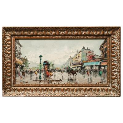 Parisian street scene