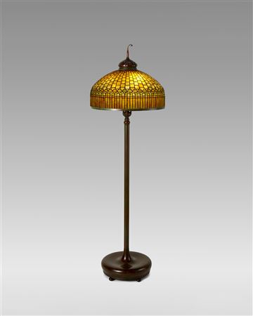 'Curtain Border' Floor Lamp