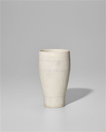 Beaker Vase