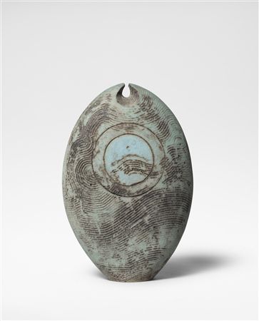 Disc sculpture