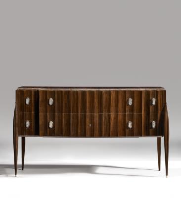'Grande Cannelée à Redents' Commode