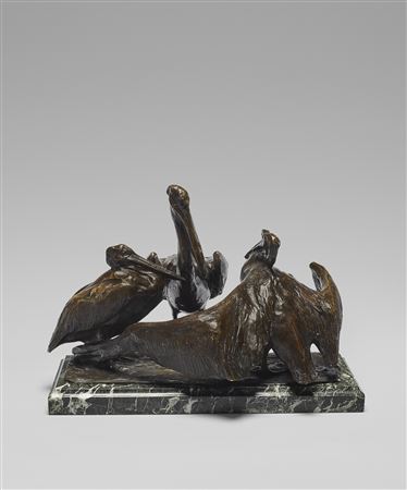 Trois pélicans en conversation