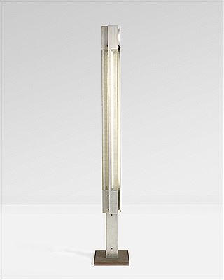 'Très Grand Signal' floor lamp