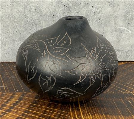 Santa Clara Pueblo Indian Pot