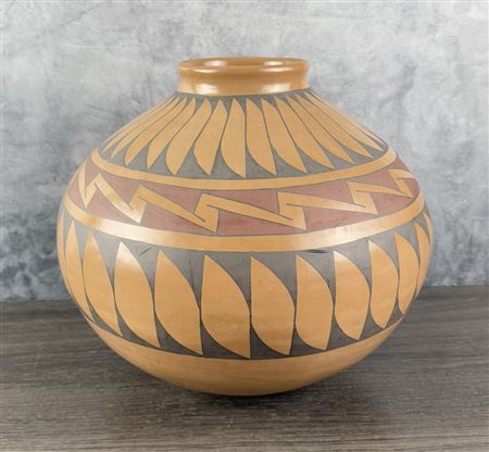 Mata Ortiz Pottery Olla Water