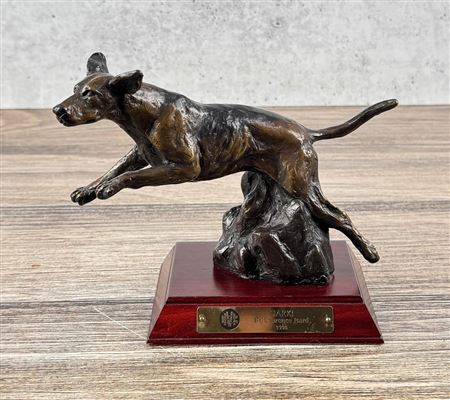 Hark Bronze Dog