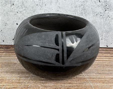 Santa Clara Pueblo Pot
