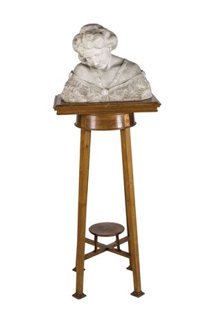Sample artwork by Lorenzo Coullaut Valera (1876 - 1932), known for sculpture - View similar artists and auction records