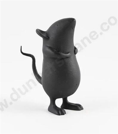 'Pou' Figure by Seung Yul Oh - Auction record, sale price, and art valuation. Compare with similar artists and explore comparable artworks.
