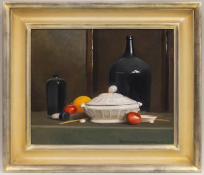 Arrangement in Front of a Dark Screen