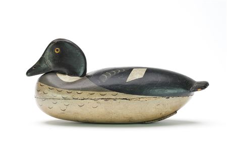 Goldeneye Hen (Hollow Carved)