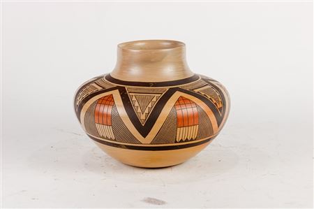 Hopi polychrome pottery vessel