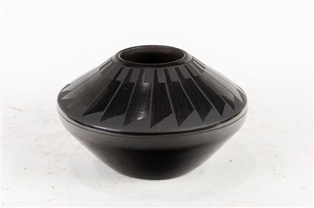 Ildefonso Pueblo blackware feather decorated vessel