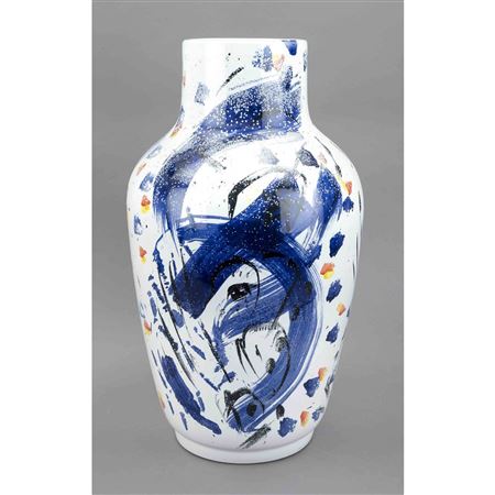 floor vase by Joachim Czichon - Auction record, sale price, and art valuation. Compare with similar artists and explore comparable artworks.