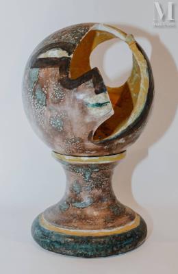 Spherical sculpture