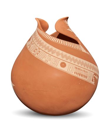A Mata Ortiz pottery jar, 2000