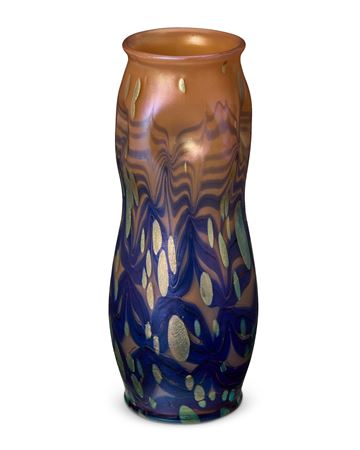 "Cytisus Neuroth" vase