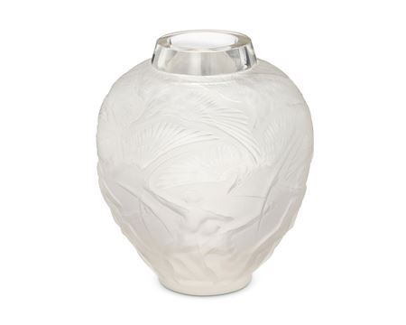 'Archers' vase
