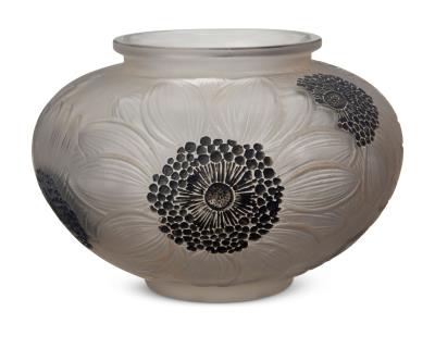 Dahlias vase