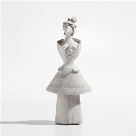 "Donna uccello" figure with corset