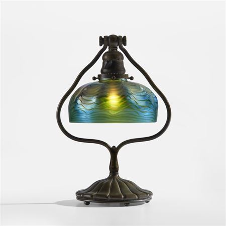 Table lamp
