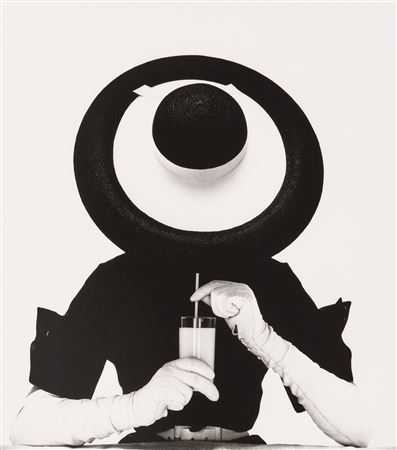 Black and White Hat, New York